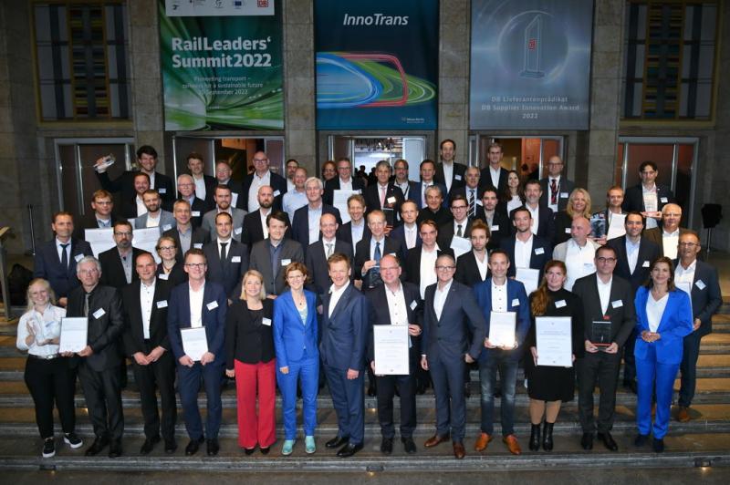 Photo of all nominees and award winners DB Innovation Award 2022